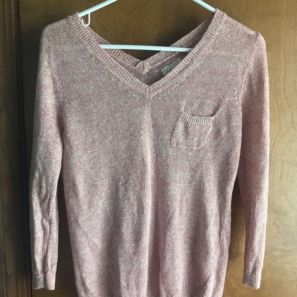 Perfect lightweight summer sweater. Light pink.